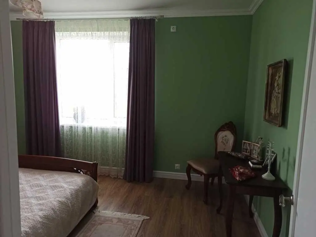 Чудовий будинок в Яківцях.