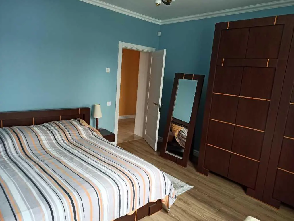 Чудовий будинок в Яківцях.