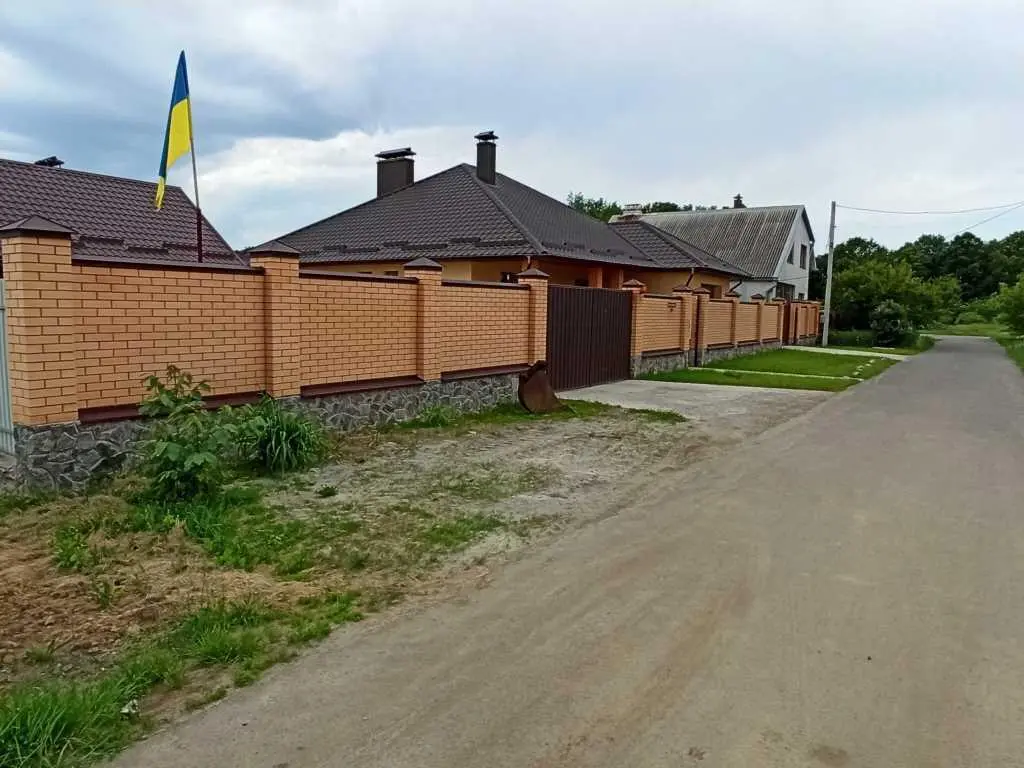 Чудовий будинок в Яківцях.