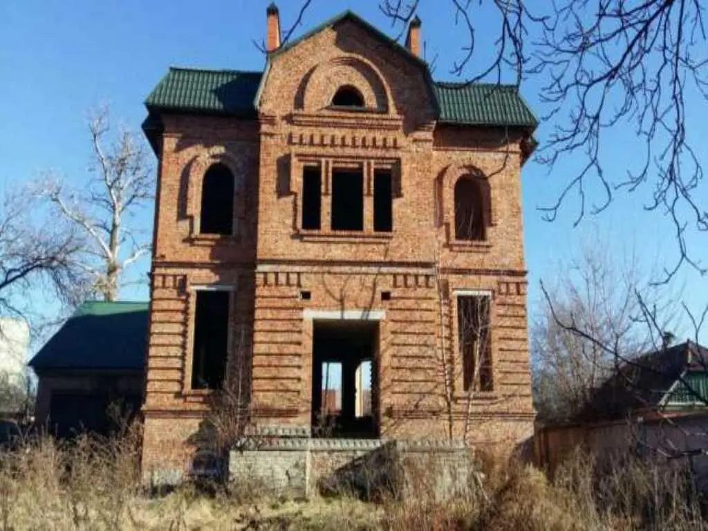 Будинок з характером!