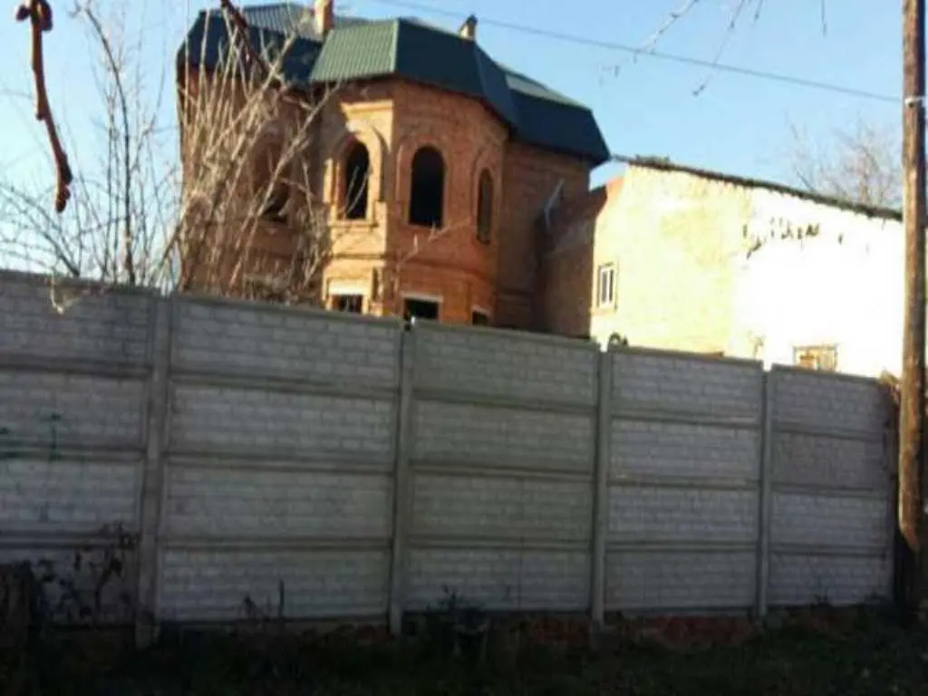 Будинок з характером!