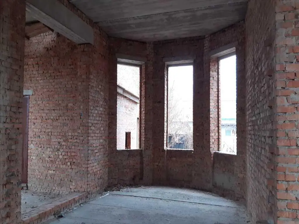 Будинок з характером!