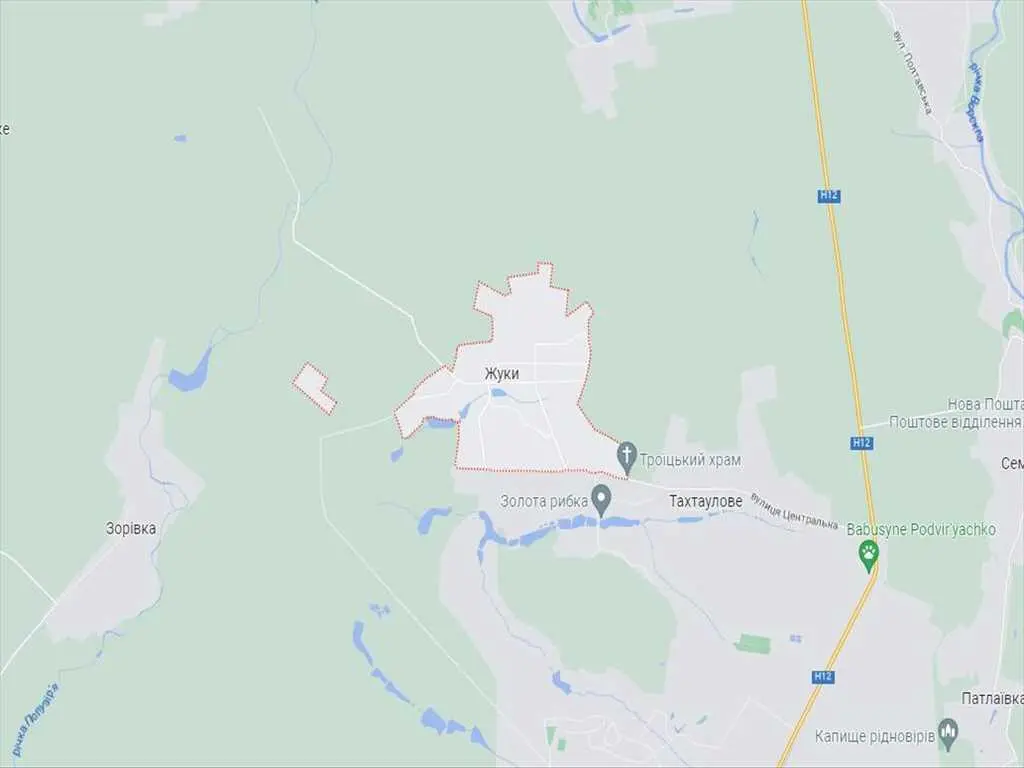 Земельна ділянка в Жуках