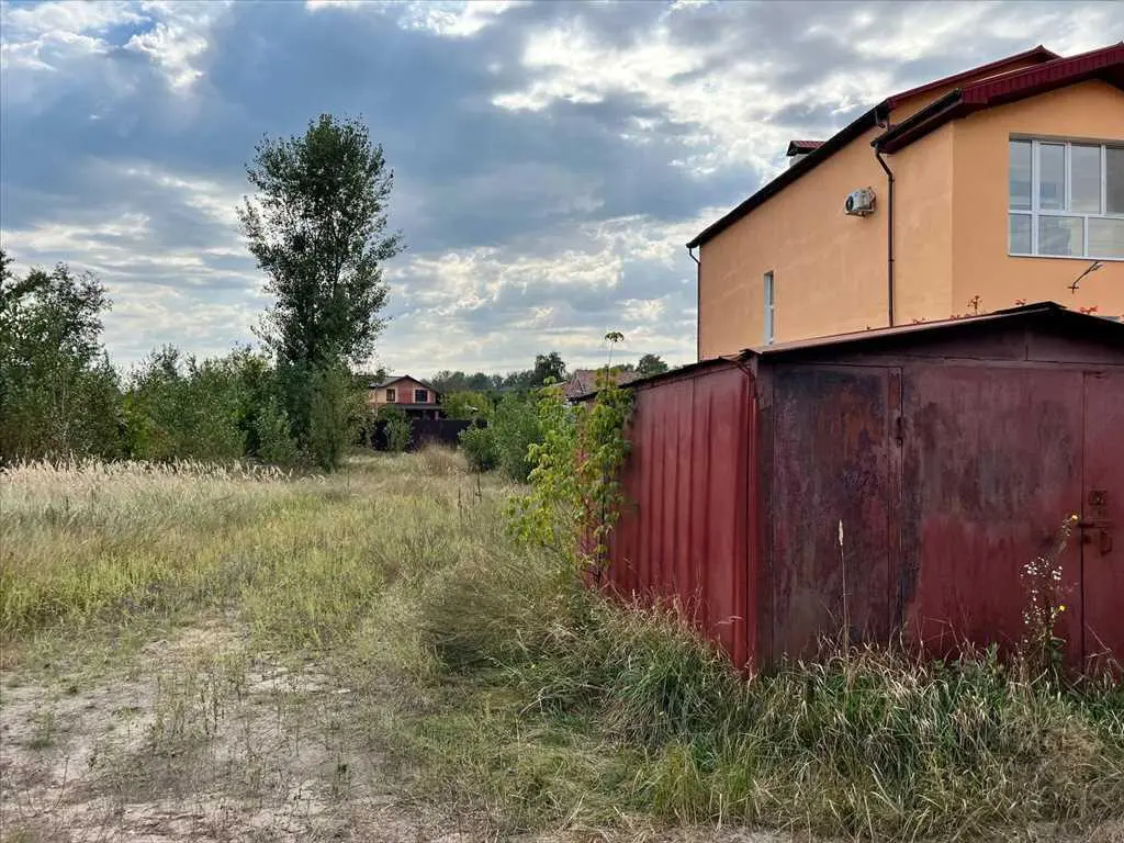 Земельна ділянка на Вакуленцях!