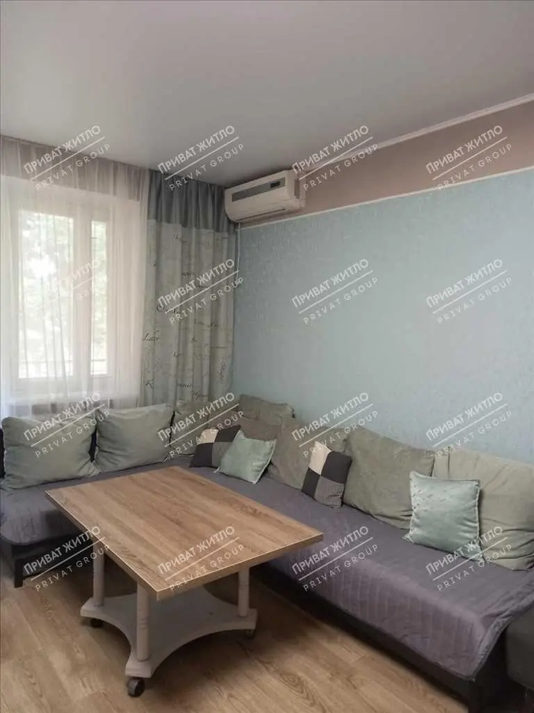 До вашої уваги дуже гарний будинок в Яру