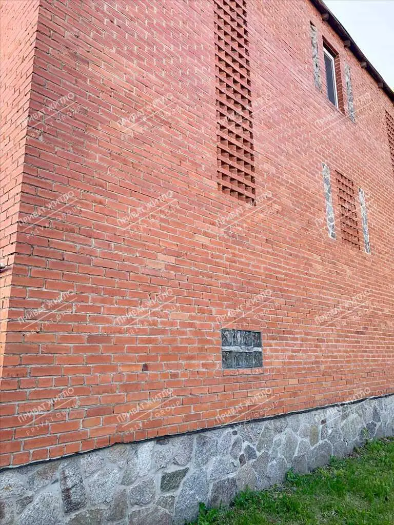 До вашої уваги дуже гарний будинок в Яру