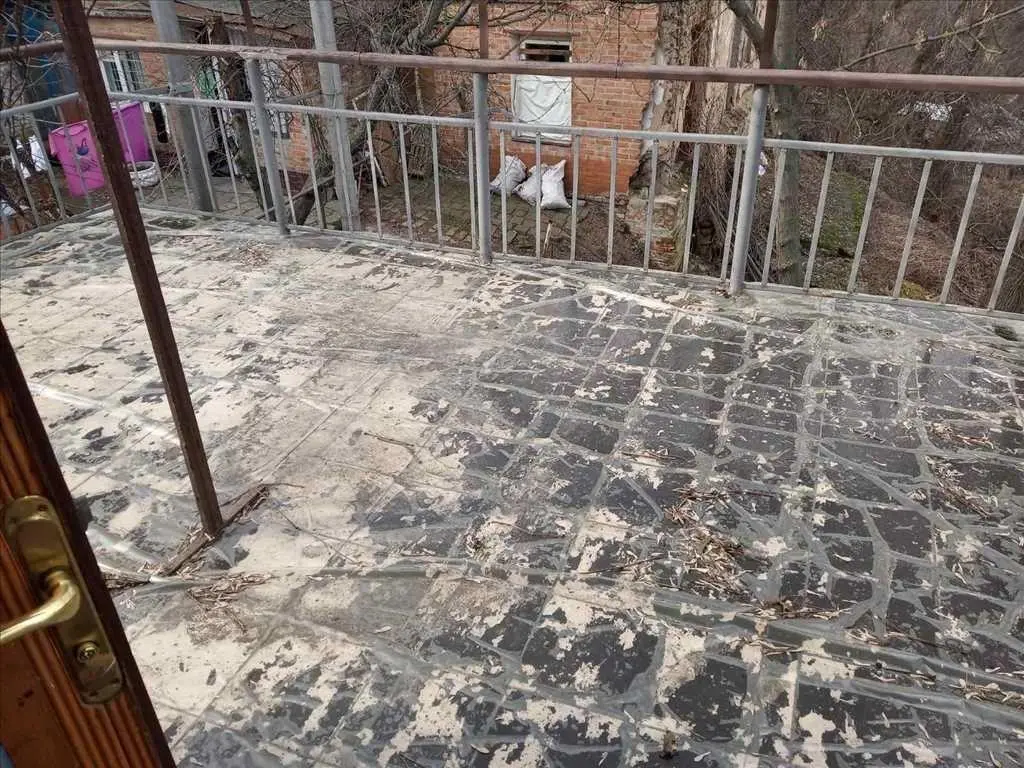 Рідкісний будинок у центрі з видом на Монастир – не пропустіть!