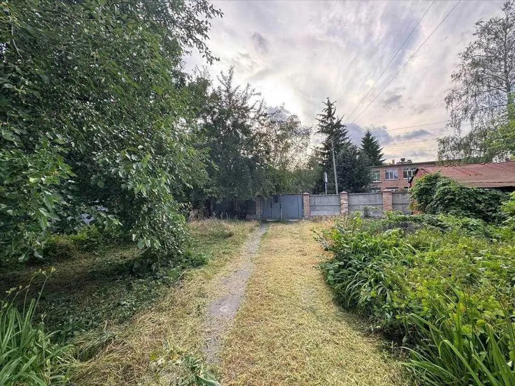 Частина будинку в центрі Полтави, район 5-ї школи