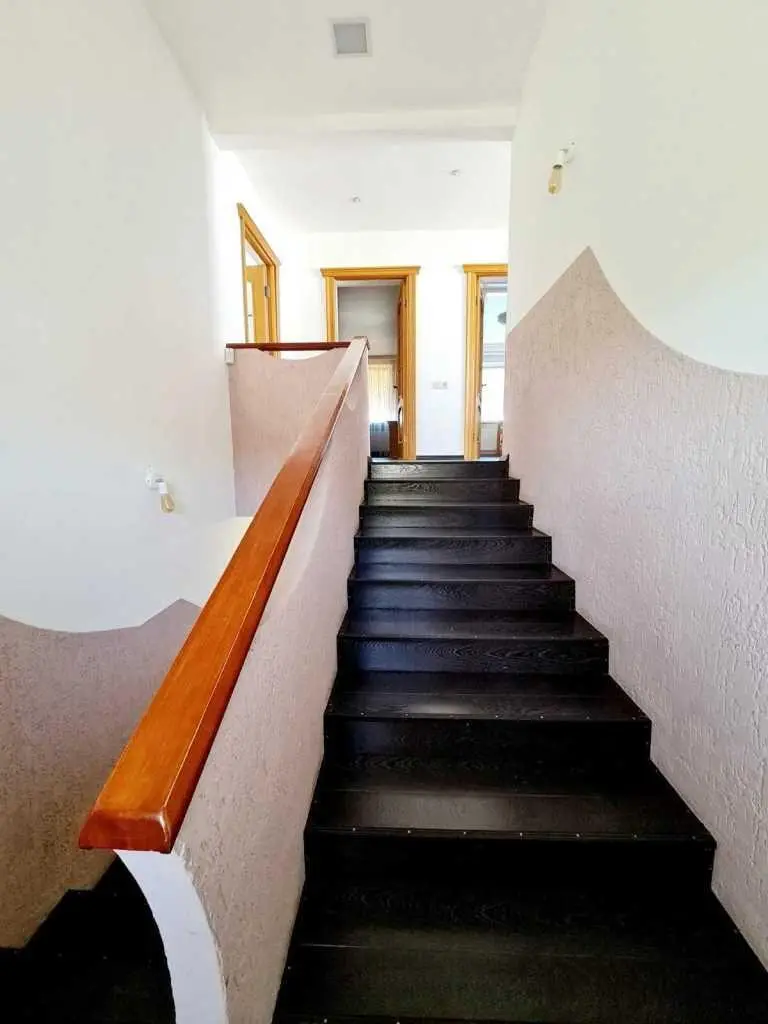 Добротний будинок в Рибцях!