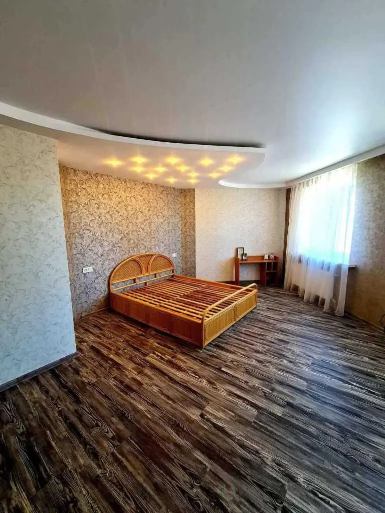 Добротний будинок в Рибцях!