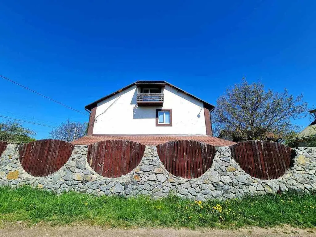 Добротний будинок в Рибцях!