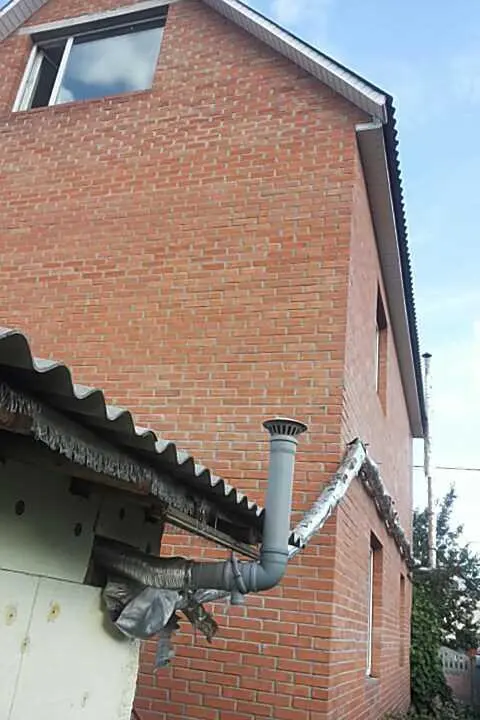 Полтава будинок на Розсошенцях.