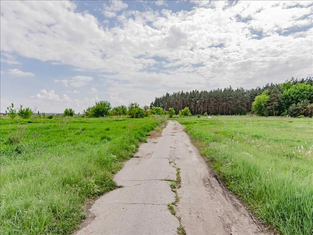 Пропонуємо відмінну ділянку на самому в`їзді до Верхоли