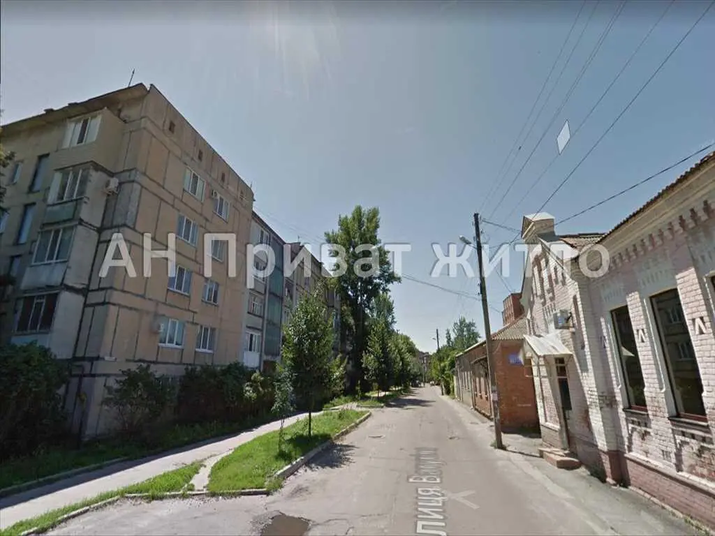 Чудова пропозиція як для житла, так і під бізнес.