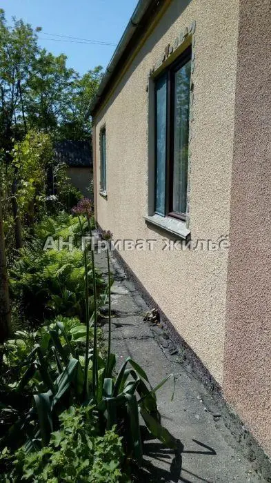 Добротний будинок у Яківцях