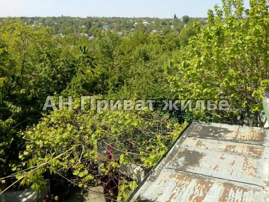 Добротний будинок у Яківцях