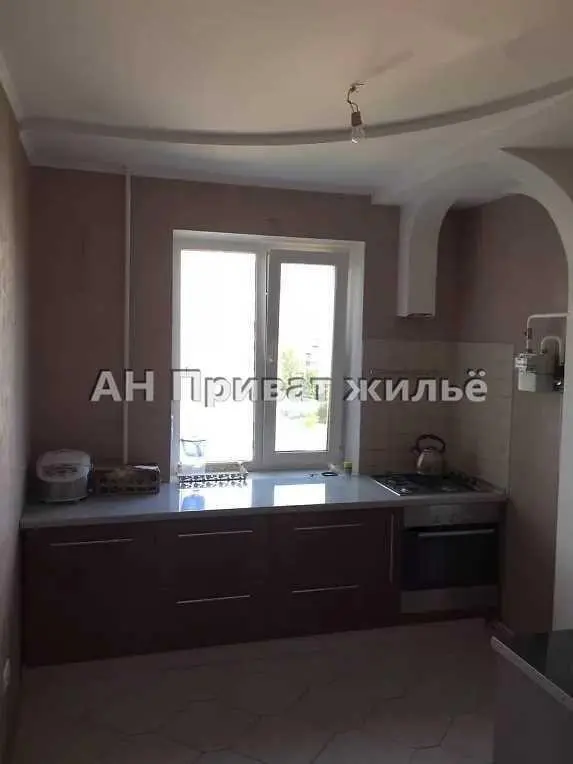 Простора квартира на Леваді