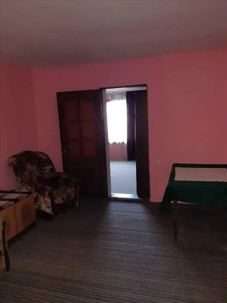 Двокімнатна квартира в приватному сектор в районі Подолу.