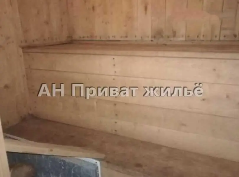 Просторий будинок у передмісті Полтави