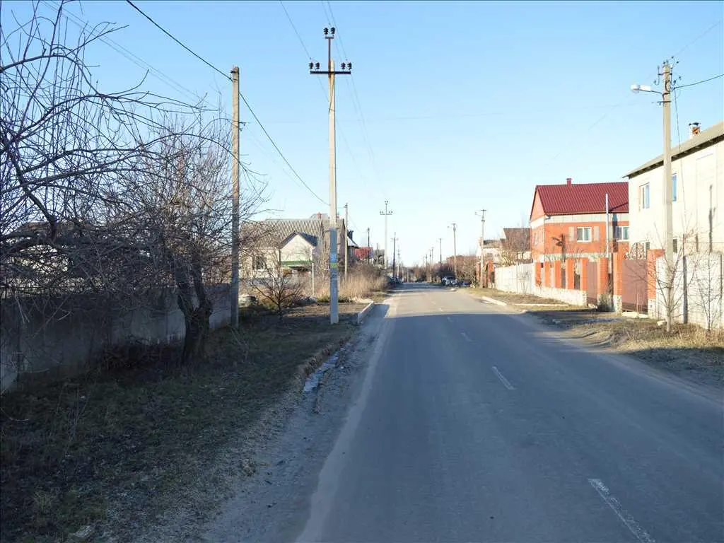 Ділянка на Червоному Шляху