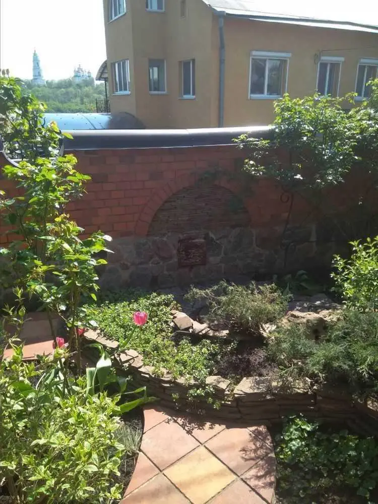 Отдельностоящий дом в центральной части города