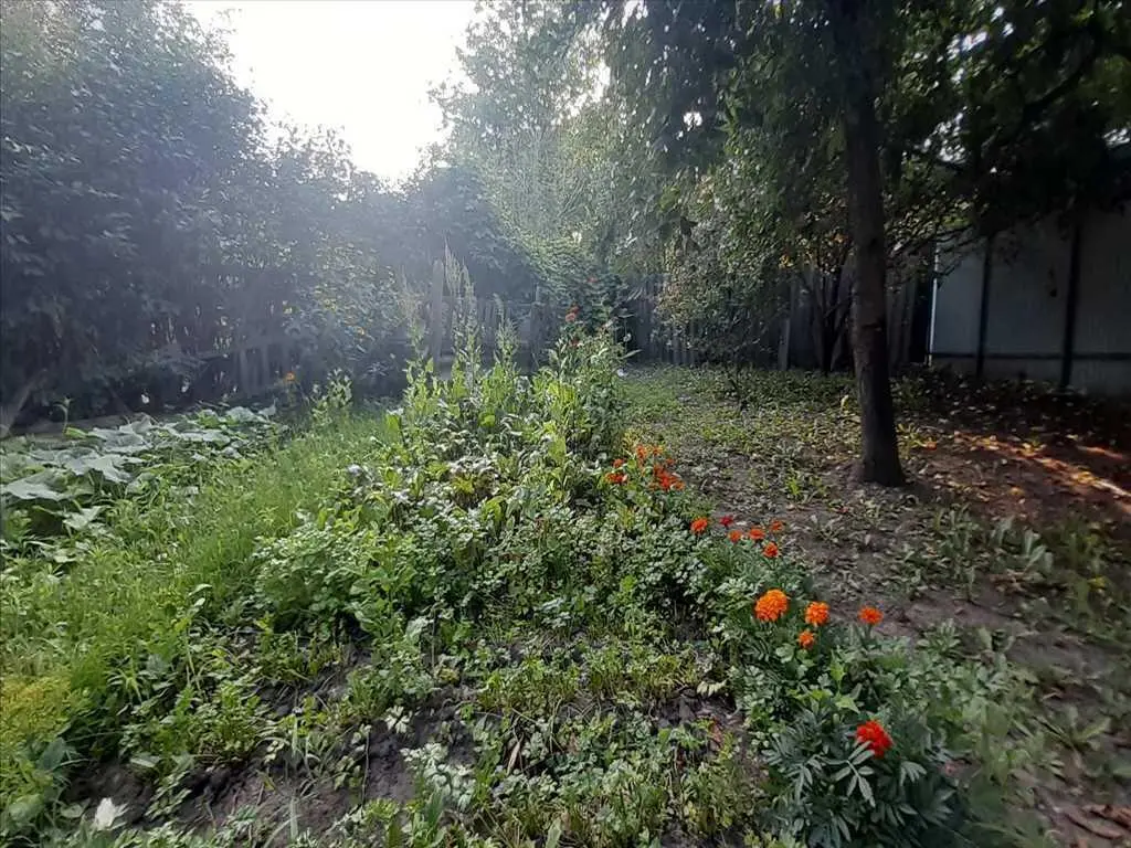 Частина будинку з окремим двором у мікрорайоні Половки