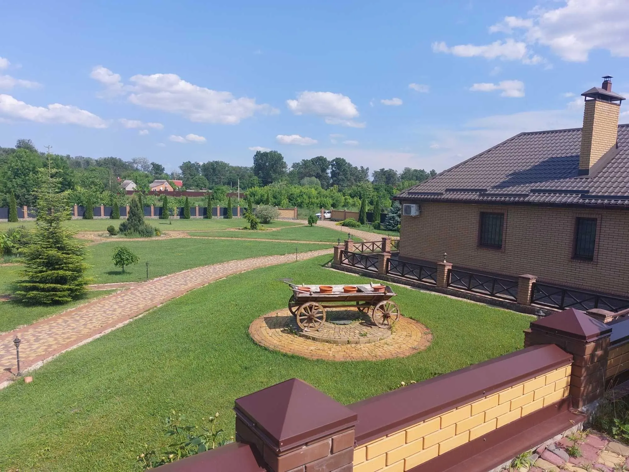 Чудова усадьба в Петрівці