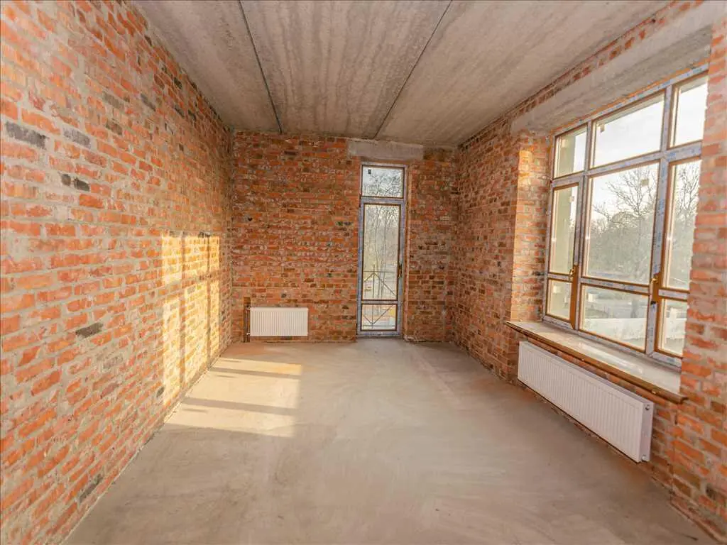 4 кімнатна квартира в історичному центрі м. Полтава