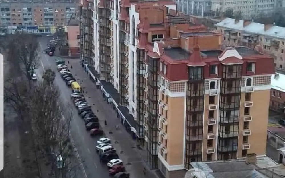 Продаж 2-х кімнатної квартири в центрі!