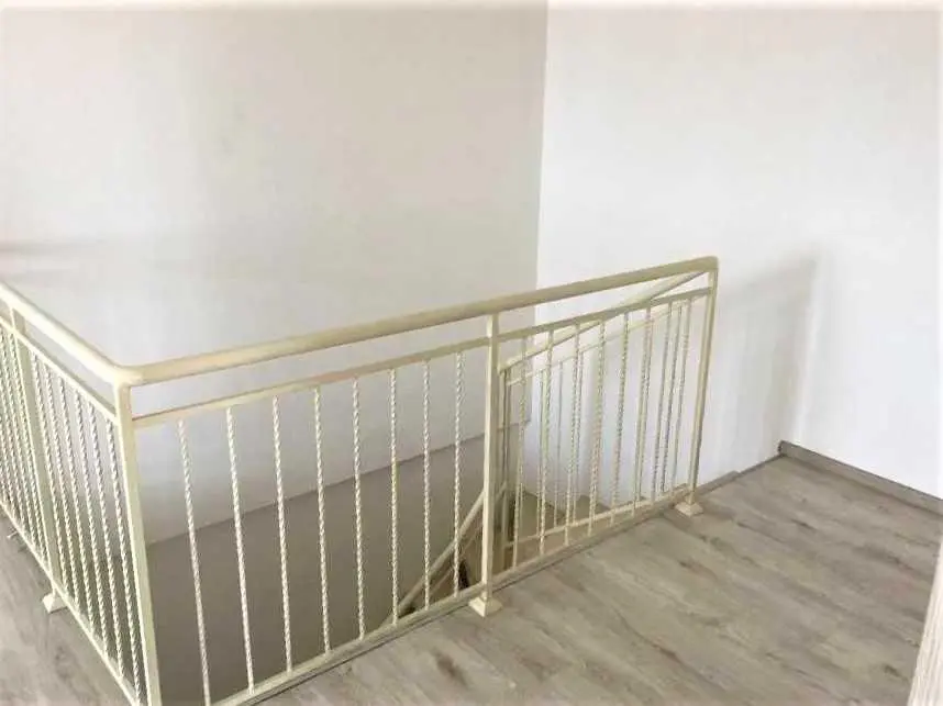 Квартира з ремонтом площею 205 кв.м в центральній частині м. Полтава