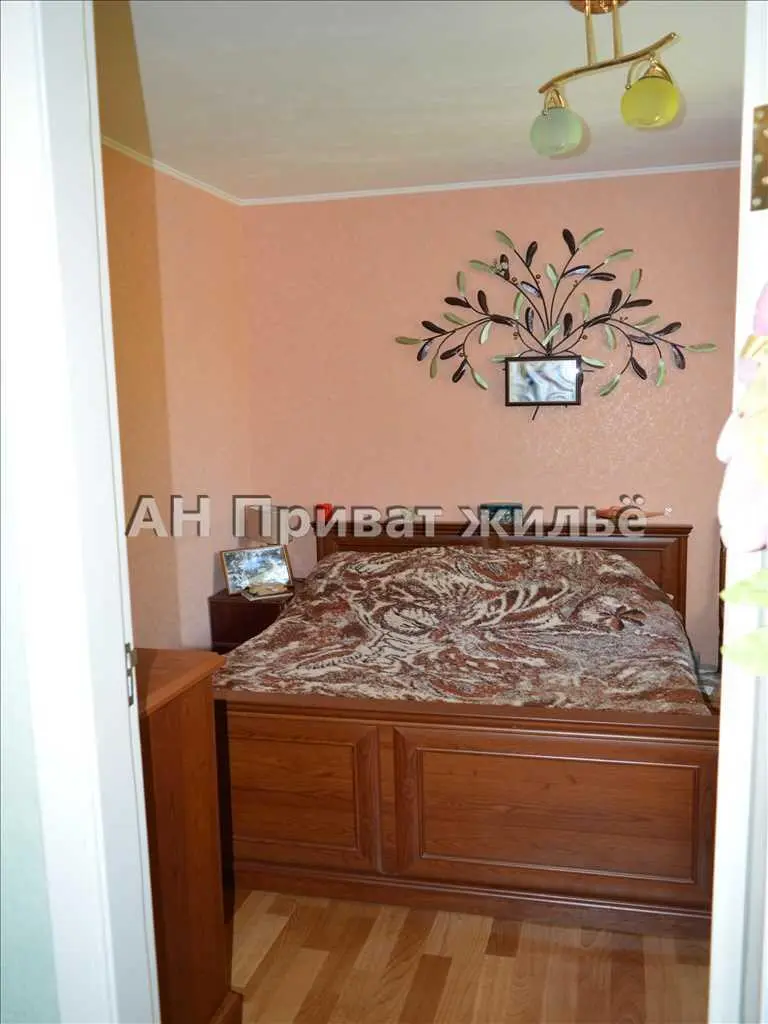 В продажі 3 кімнатна квартира на Алмазному