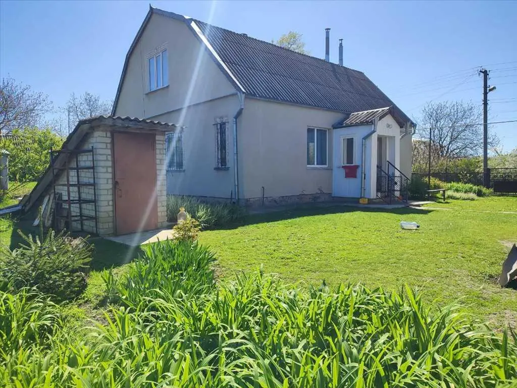 4 кімнати, цегляний будинок, передмістя Полтави!