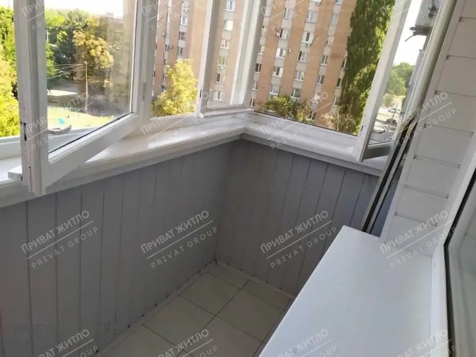 Трикімнатна квартира на Подолі