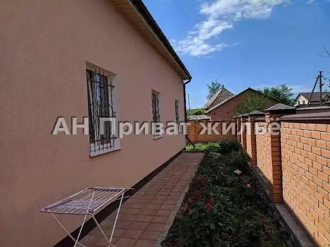 Добротний будинок у Рибцях для великої родини.