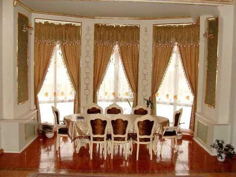 Будинок, який краще бачити наживо! 