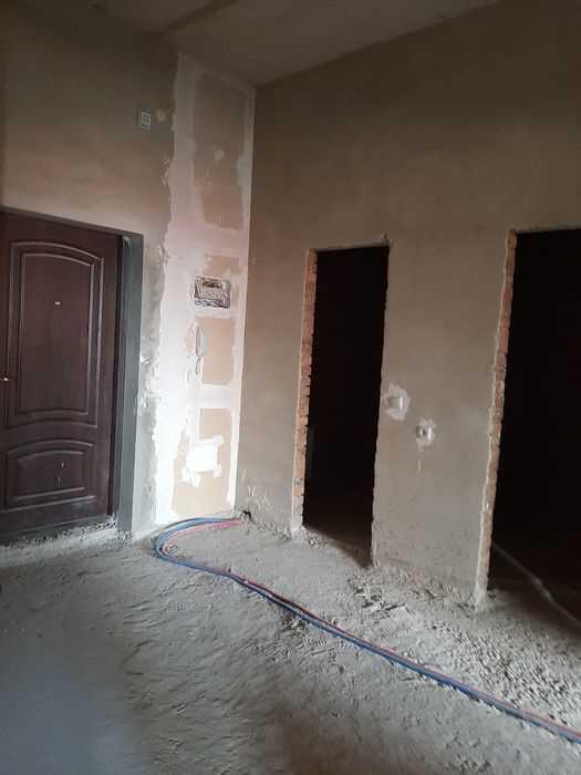 Дворівнева квартира біля Сонячного парку! 