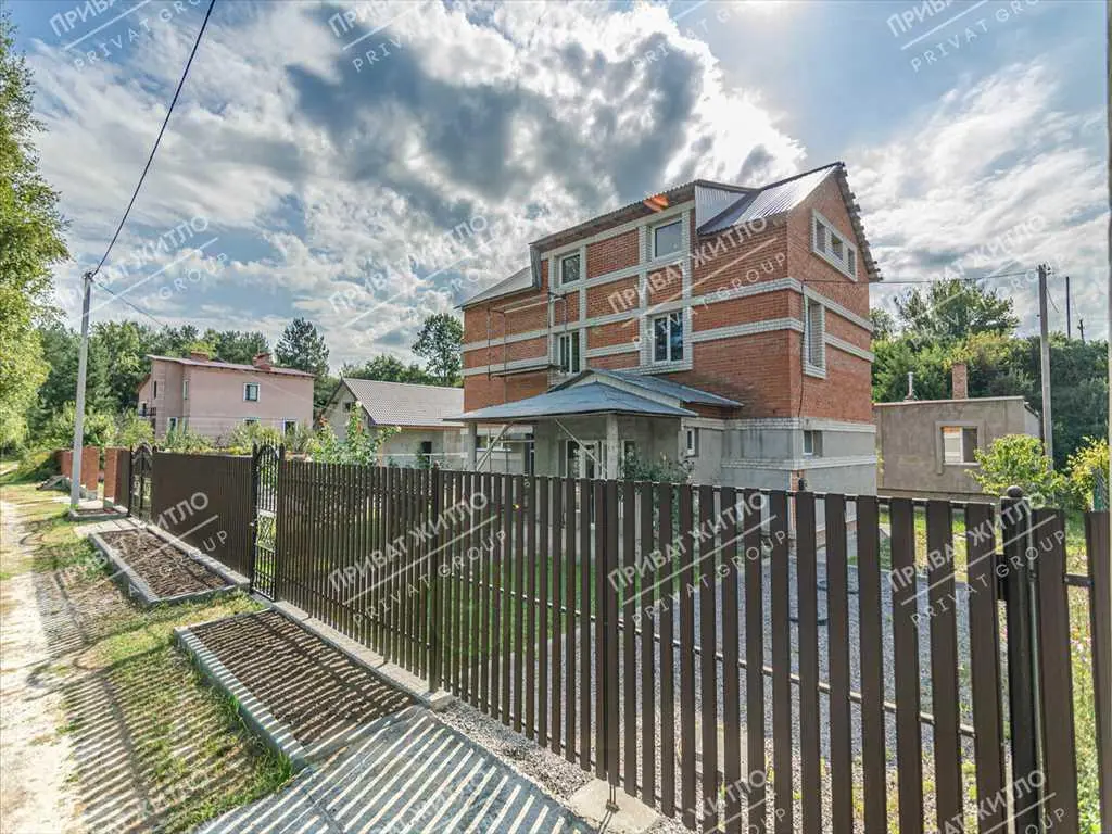 Заміський будинок на Вакуленцях!