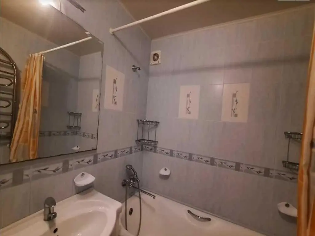 3 кімнатна квартира на Леваді з меблями