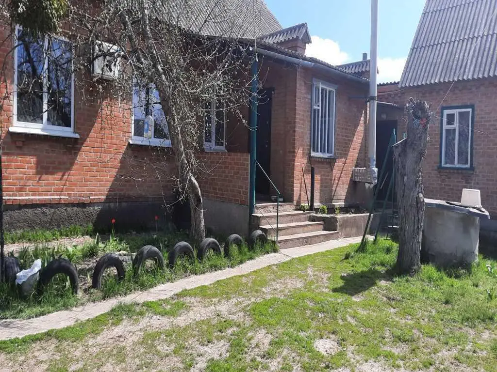 Будинок на Крутому берегу