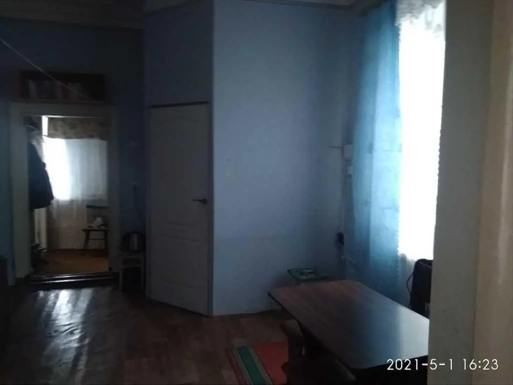 Дореволюційний будинок в центральній частині міста.


