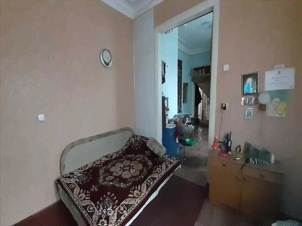 Дореволюційний будинок в центральній частині міста.


