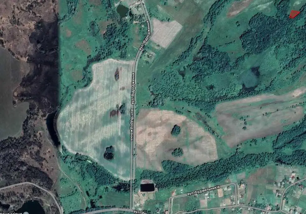 Ділянка в селі Олепіри