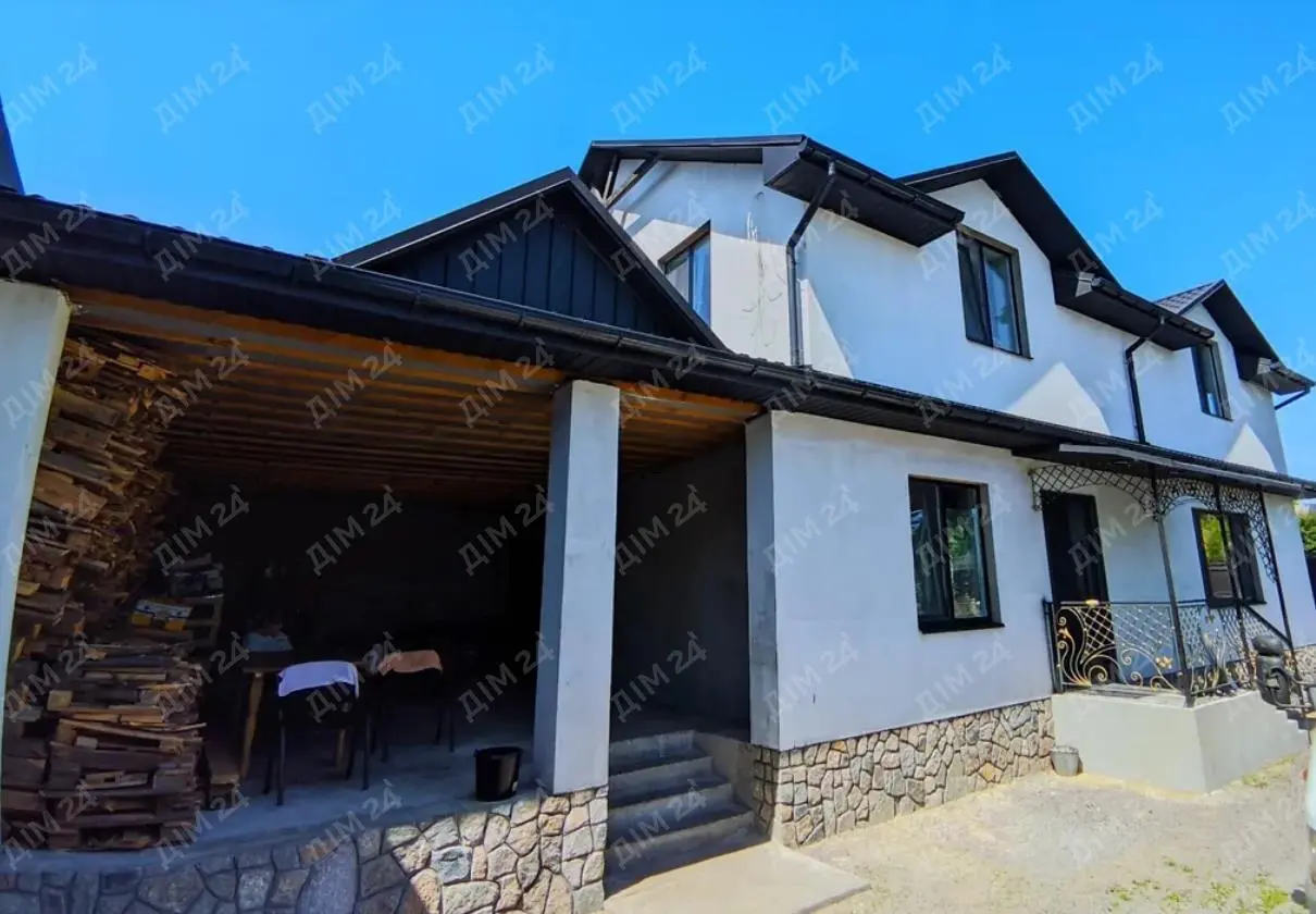 Пропонуємо до купівлі чудовий будинок на Подолі