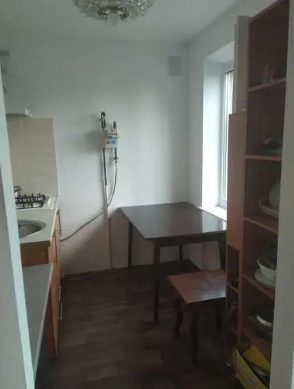 Простора 1-кімнатна квартрира на Браілках