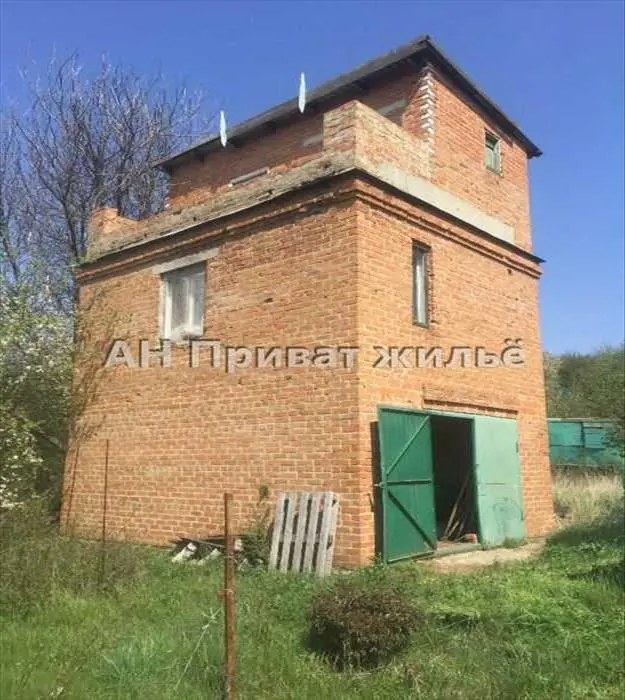  У продажу 3-пов. дачний цегляний будинок у дачному кооперативі