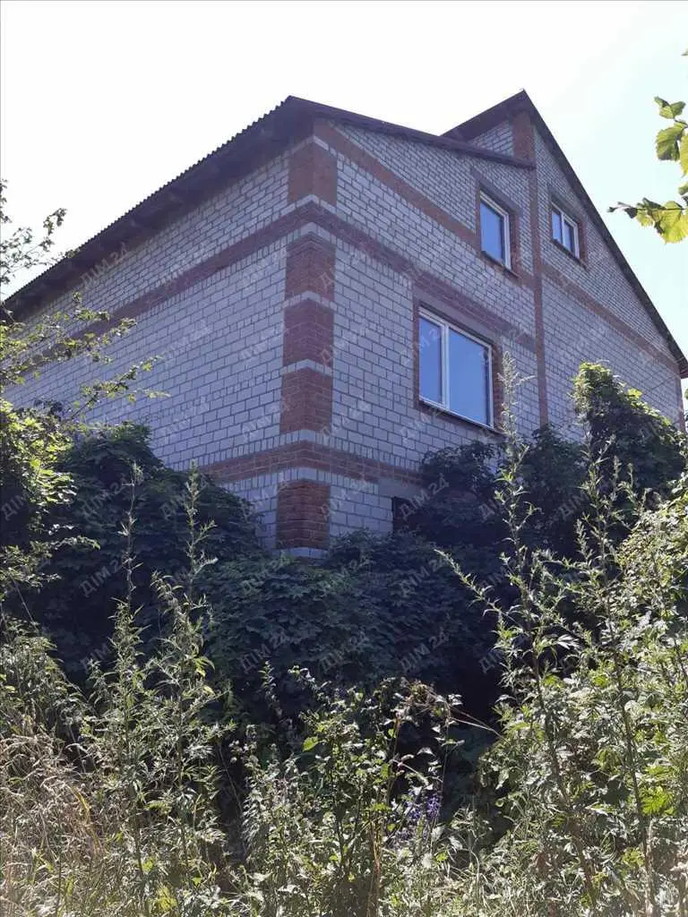 Передмістя Полтави. Будинок під ваш дизайнерський проект.