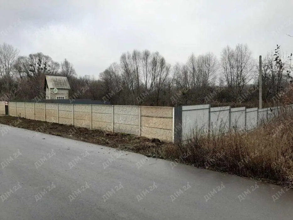 Шикарна ділянка в найпопулярнішому дачному масиві.