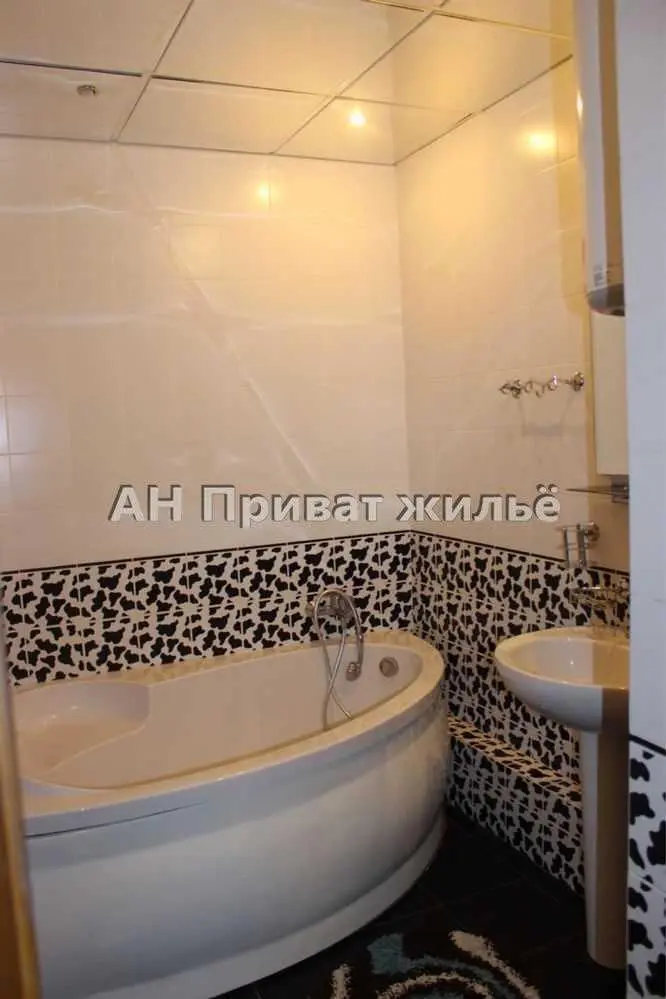 Чудова квартира на Леваді