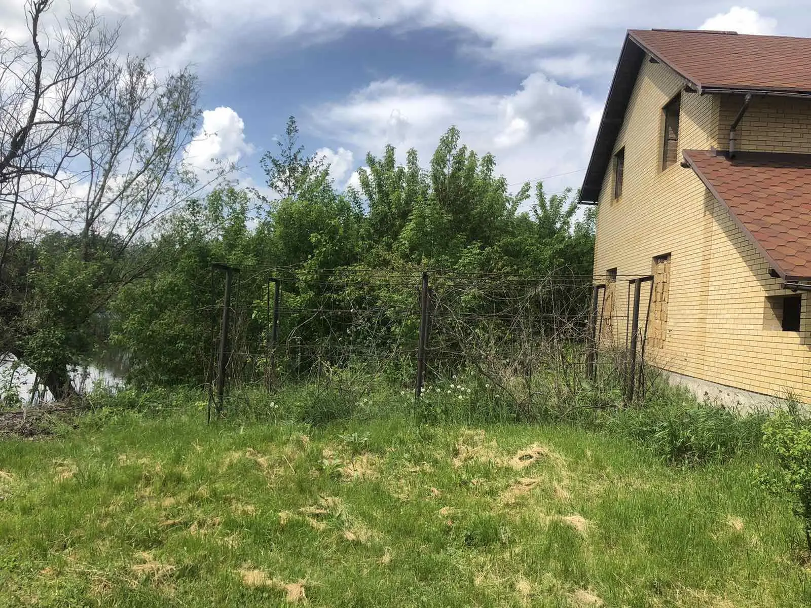 Будинок в Терешках з виходом до озера!