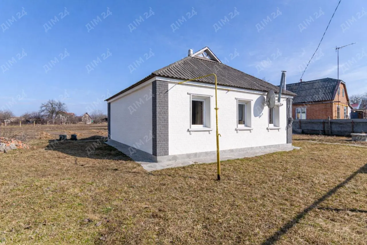 Втеча від галасу.Гарний житловий будинок у с. Гора